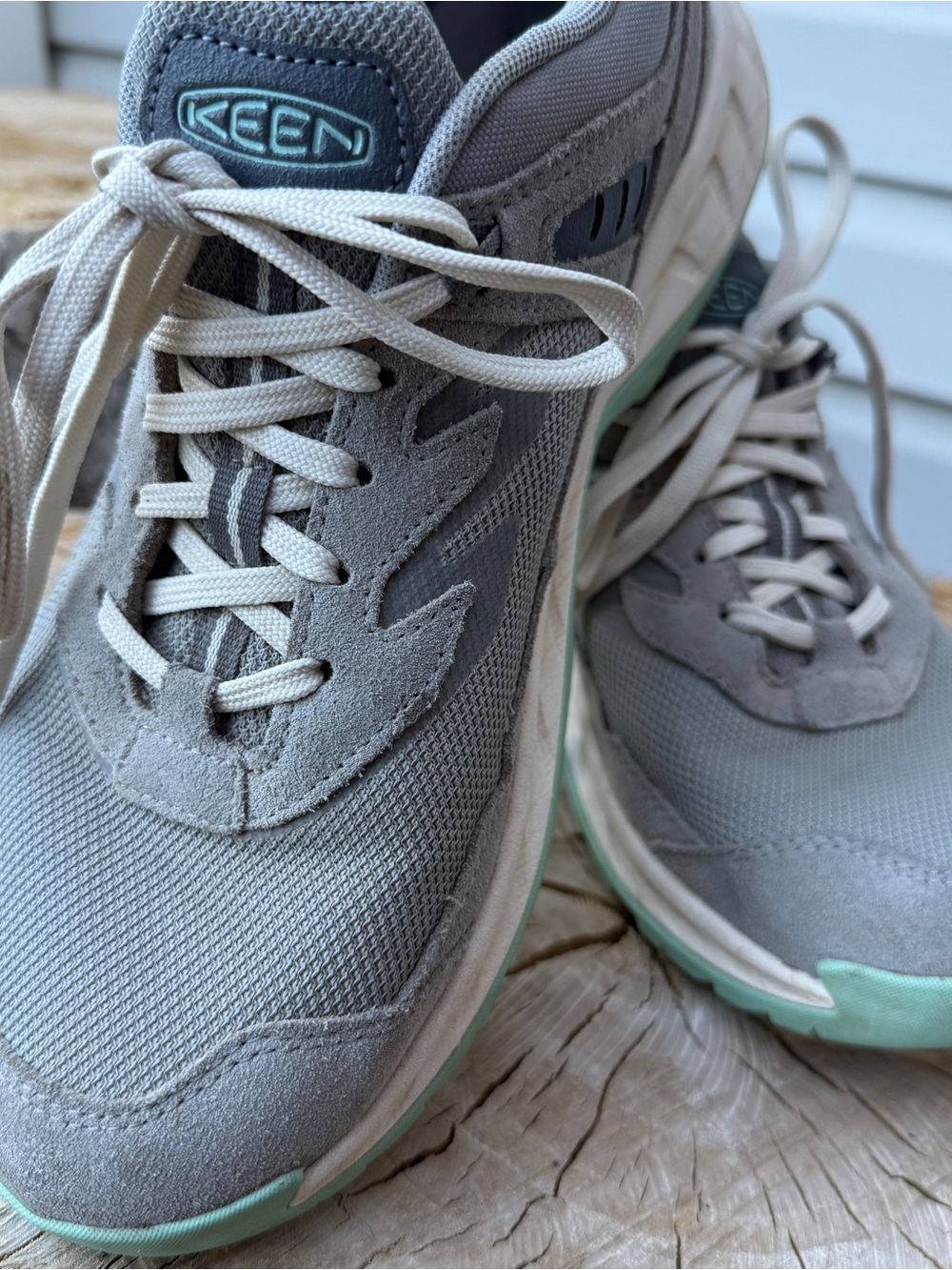 Keen Hightrail Waterprrof Hiking shoe - Women's Gray